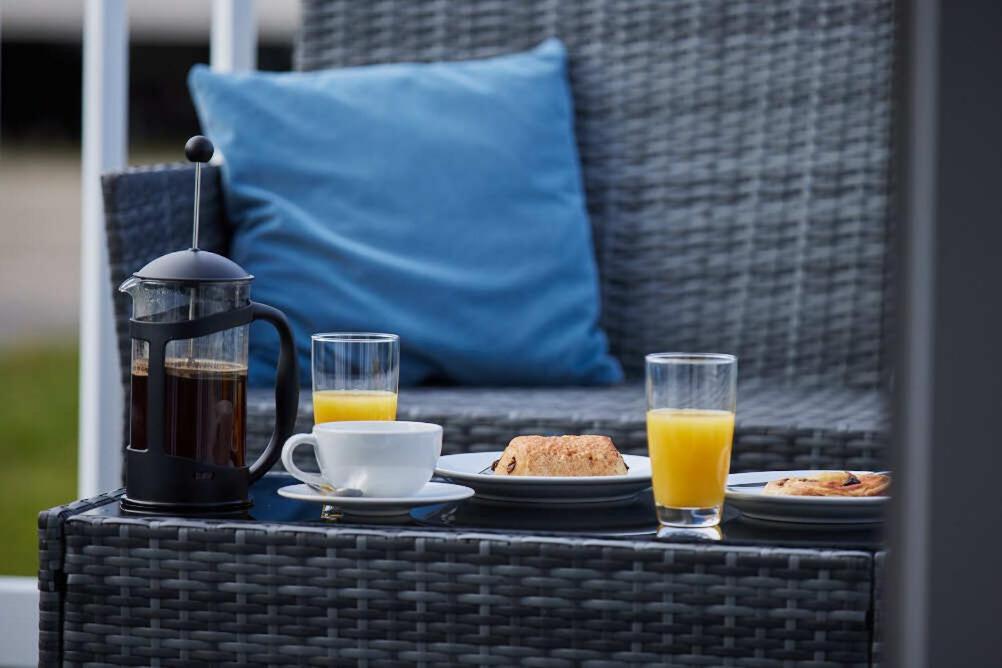 Nirvana Coastal Retreat Holiday Home Cayton Buitenkant foto
